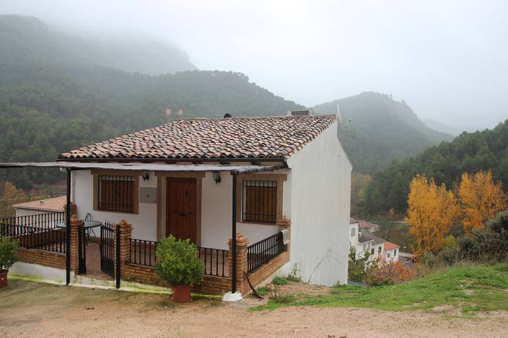 Casa de vacaciones para 9 personas, con jardín, Se admiten mascotas en Provincia de Jaén - 2