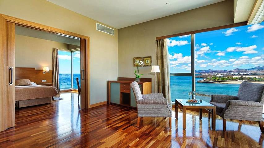 Hôtel pour 10 personnes, avec jacuzzi ainsi que sauna et terrasse