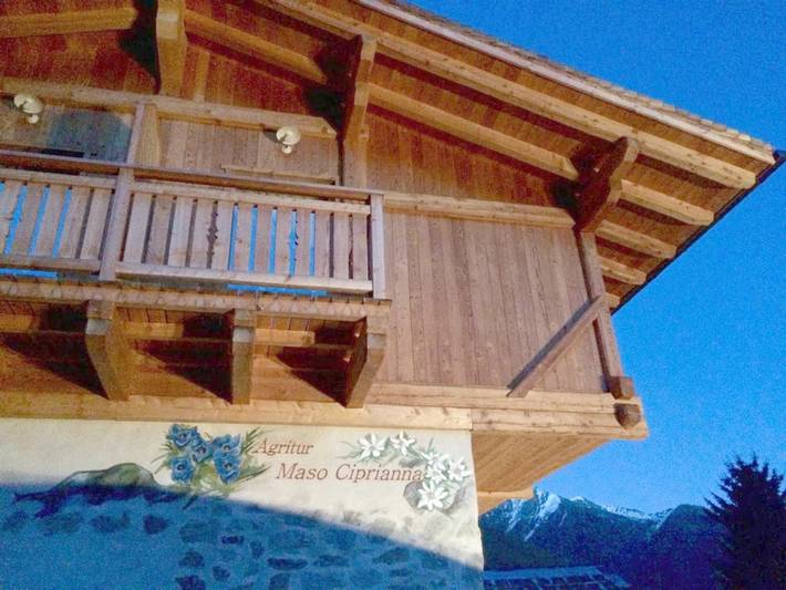 B&b per 3 persone, con Balcone e Terrazza nonché Giardino e Panorama in Val di Sole