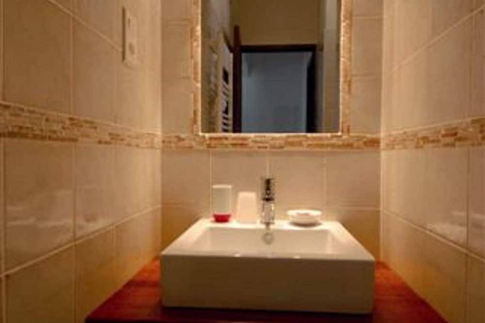 Gîte, Haute Corse, Castagniccia, Casabianca Remises: 22% : 5nuits/ 35% : 6nuits in Casabianca, Parc naturel régional de Corse