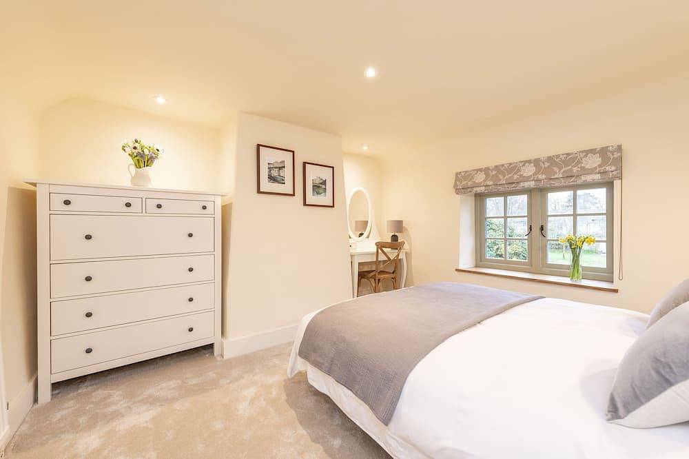 Ein charmantes und historisches Cobb Cottage am Rande des Dorfes Bransgore. in Sopley, Hampshire