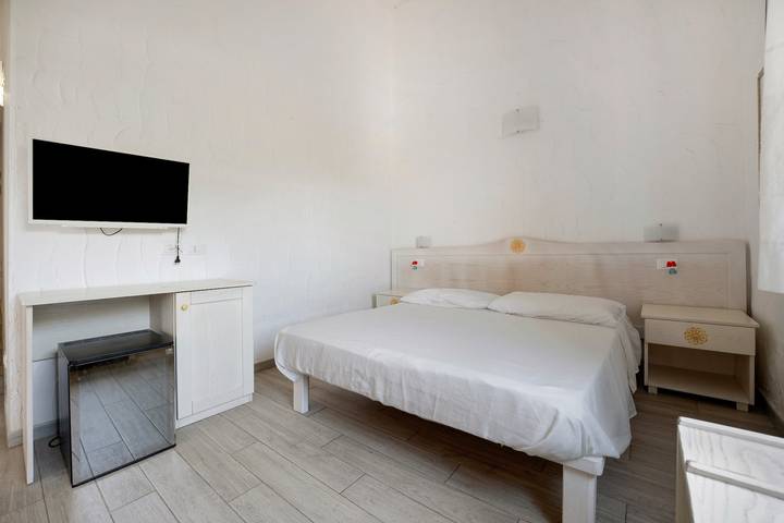 Double Room with Private Terrace and Sea View in Cala Caterina, Villasimius