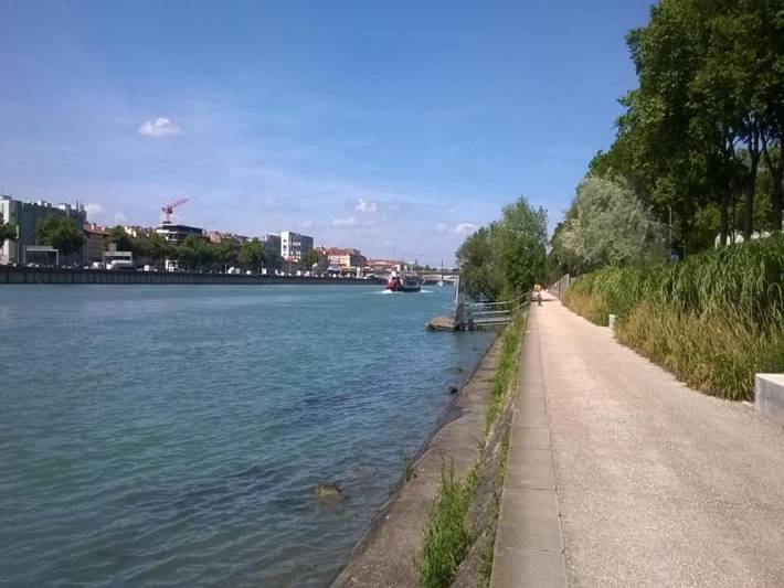 Apartamento entero, Dify Lucky - 10 Min centro de Lyon in Villeurbanne, Lyon region