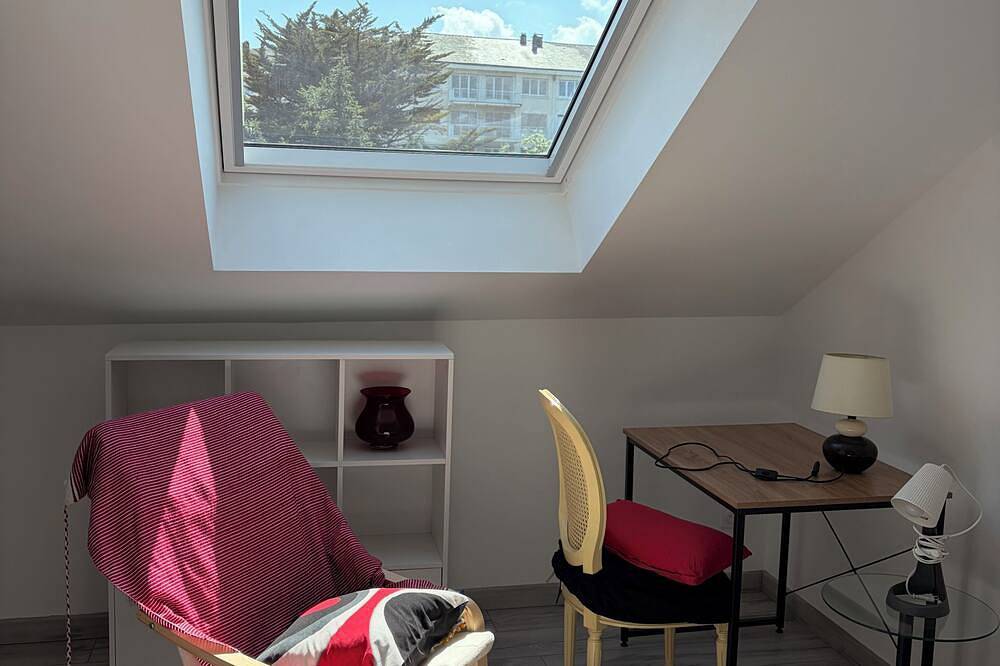 Ganze Wohnung, Modern and cosy 5 large bedrooms garden near Terra Botanica parking Angers in Avrillé, Angers und Umgebung