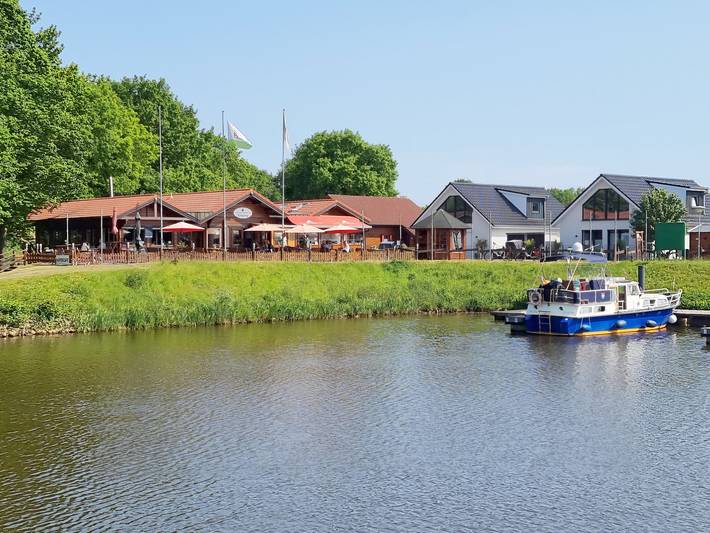 Filter.hub_sauna.vacation_home für 6 Personen, mit Whirlpool und Terrasse sowie Garten und Sauna in Walchum - 2