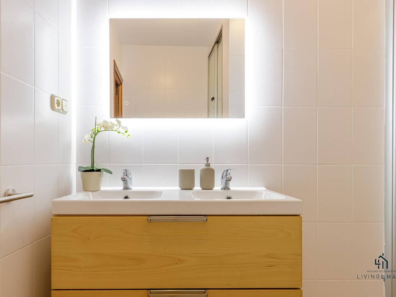 Entire holiday apartment, Amazonia Center Apartment Living4malaga in Málaga Central District, Malaga