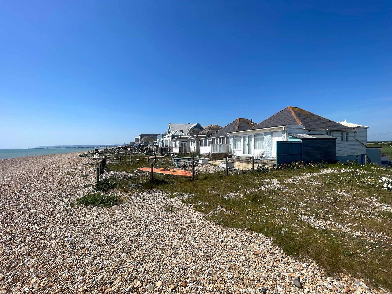 The Coastal Crab - Family-Friendly Three-Bed Beach House in Pevensey in Pevensey, East Sussex