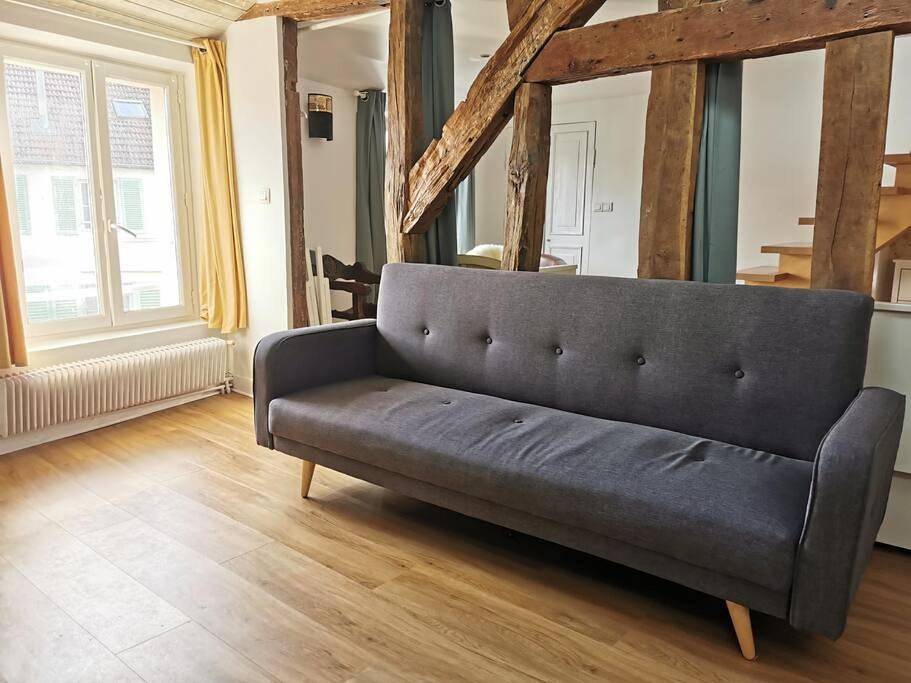Appartement entier, 4 mins Rer - St Germain en Laye Super Center - Wei&Pei Apartment in Saint-Germain-en-Laye, Yvelines