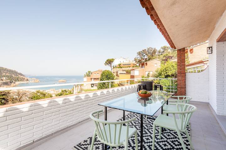 Vakantiehuis voor 8 personen, met Balkon en Tuin in Tossa de Mar