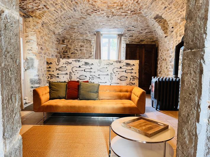 Gîte pour 2 personnes, avec piscine à Saint-André-de-Cruzières