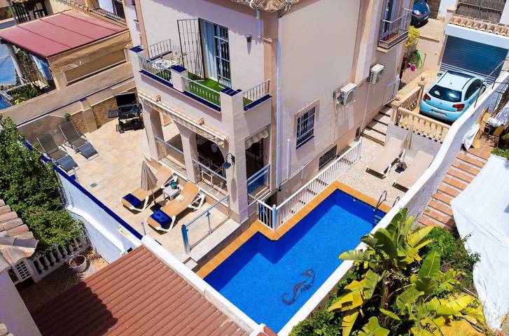 Dom dla 6 osób, z balkon w Nerja