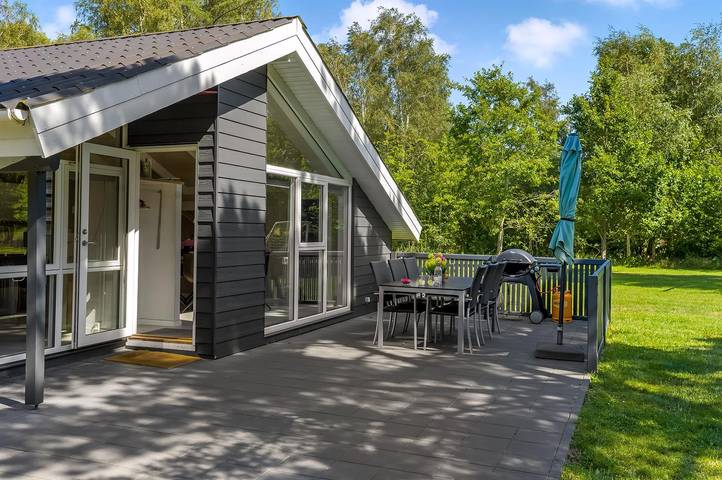 Ferienhaus für 9 Personen, mit Whirlpool und Terrasse sowie Kinderpool und Sauna auf Læsø - 2