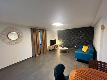 Gîte pour 6 personnes, avec balcon et vue à Saint-Étienne-de-Cuines