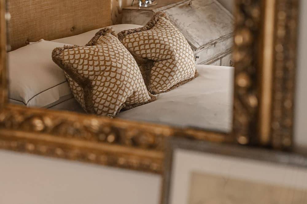 Design-Cottage-Ensuite mit Bad-Blick auf die Landschaft in Maidenhead, Berkshire