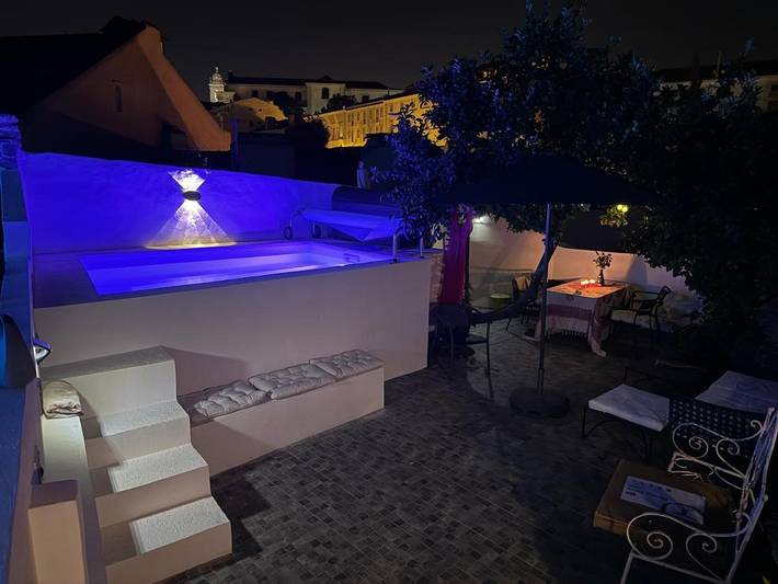 Ferienwohnung für 4 Personen, mit Terrasse und Pool sowie Ausblick