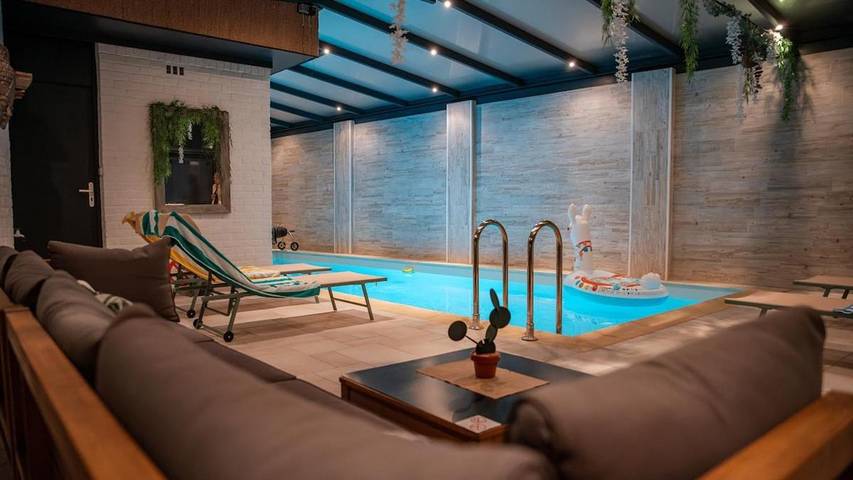 Location de vacances pour 6 personnes, avec piscine ainsi que vue et jardin à Gavrelle - 2