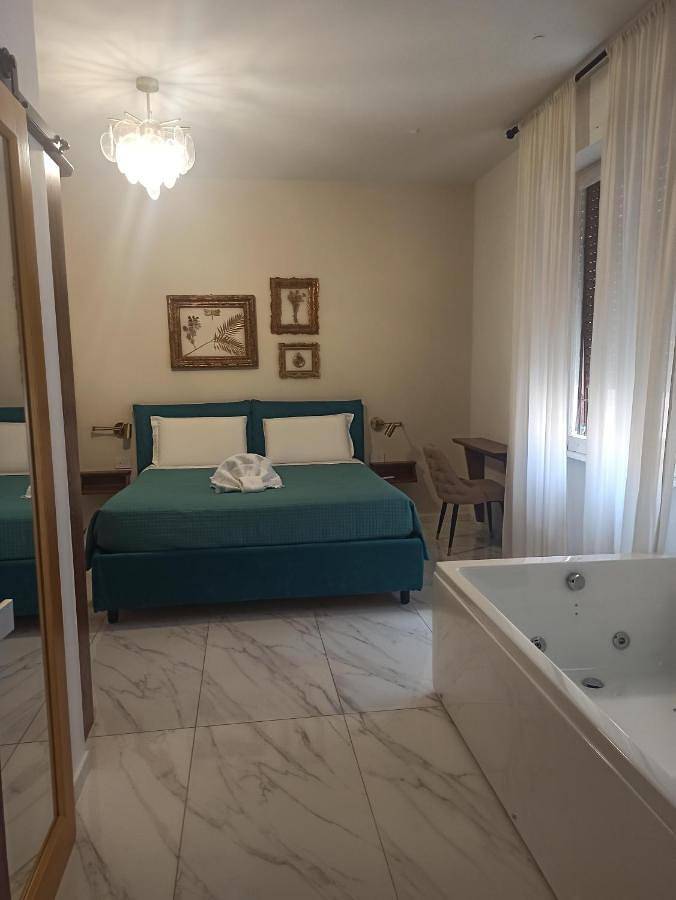Bed and breakfast per 3 persone, con idromassaggio - 1