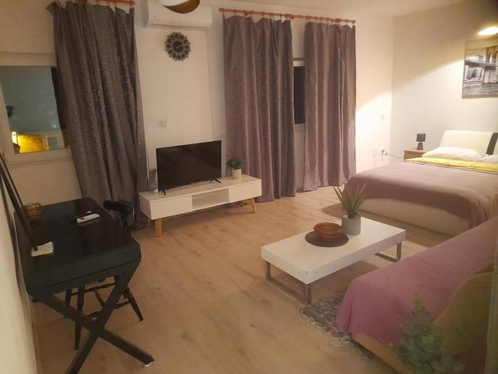 Gîte pour 2 personnes, avec jardin et vue, animaux acceptés à Split - 3