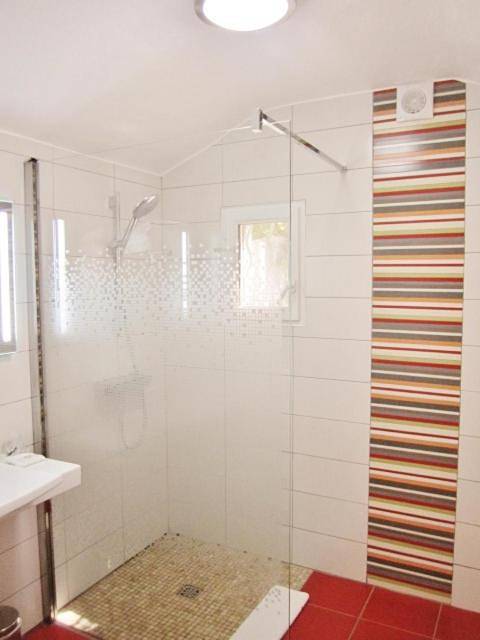 Hôtel pour 2 personnes, avec jardin et piscine à Flassans-sur-Issole - 3