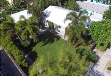 Vacation House for 6 Guests in St. Pete Beach, Pinellas County, Picture 1