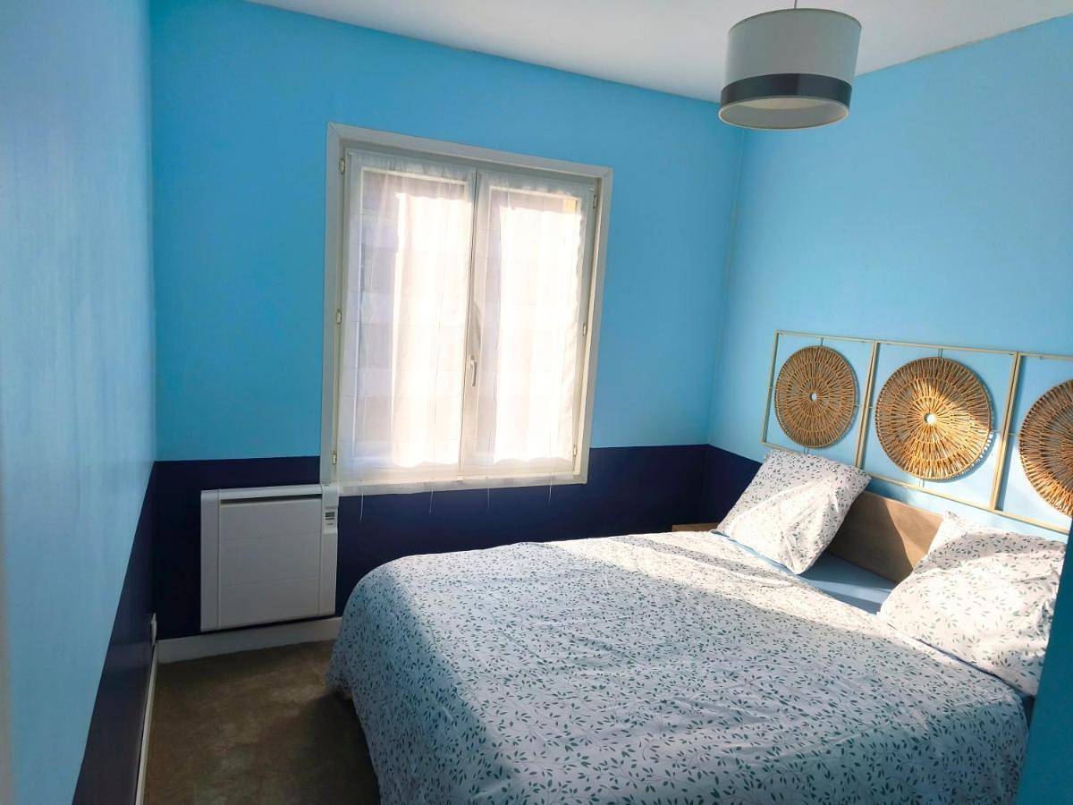 Three-Bedroom House in La Guierche, Sarthe