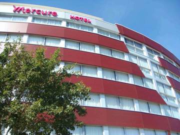Hôtel pour 3 personnes, avec terrasse, animaux acceptés dans Parc Expo Le Chorus