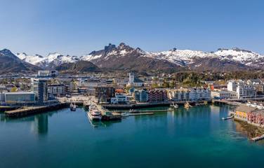 Gîte pour 6 personnes, avec vue et terrasse dans Svolvær