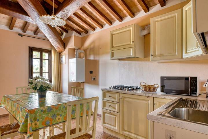 Gîte pour 4 personnes, avec jardin et piscine à Pérouse - 3