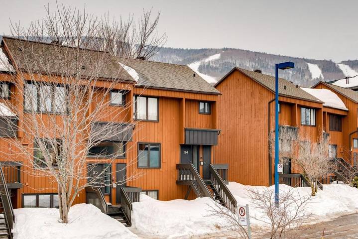 Gîte pour 10 personnes, avec piscine ainsi que jacuzzi et sauna, animaux acceptés à Beaupré