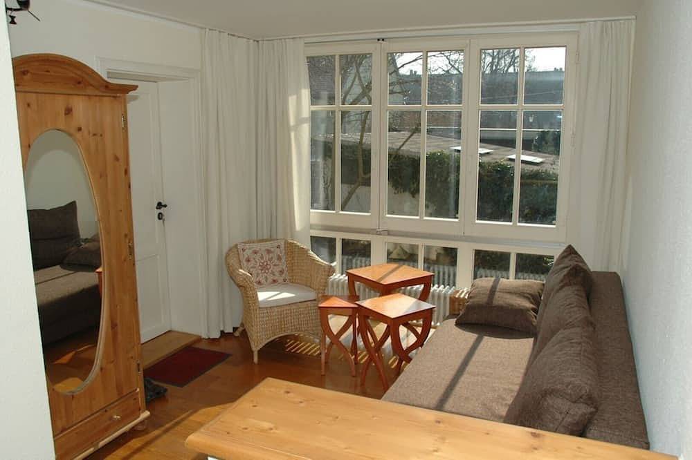 Ganze Wohnung, Apartment Altstadterleben 2 (upper floor) in Naumburg, Saale-Unstrut