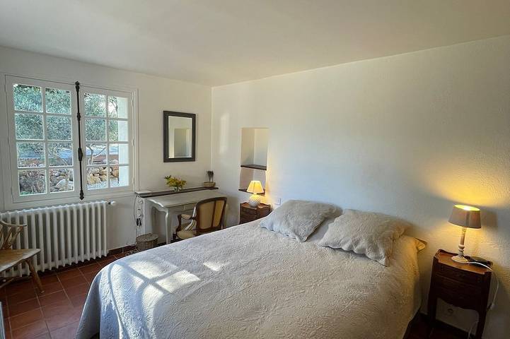 Charming Provencal villa with swimming pool in the heart of olive groves in Aups, Brignoles Region