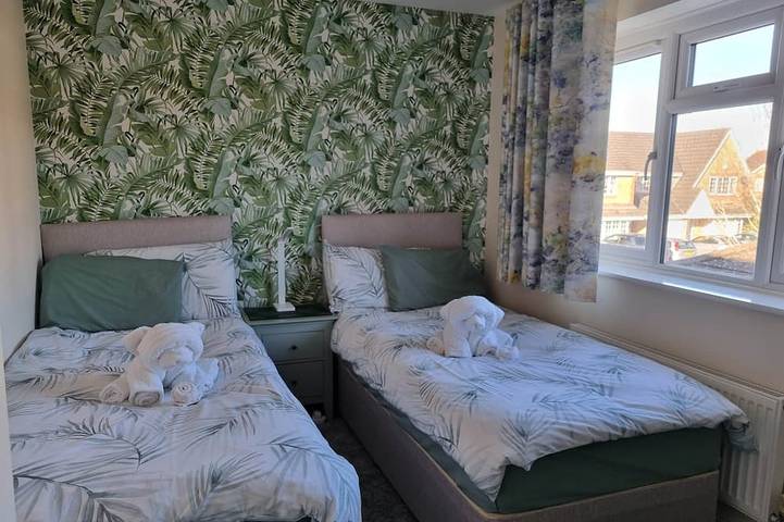 Family-run 5 star accommodation with Consistent Superhosts - home from home in Warwickshire
