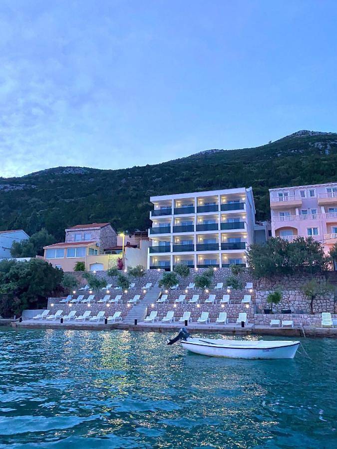 Appart’hôtel pour 4 personnes, avec terrasse