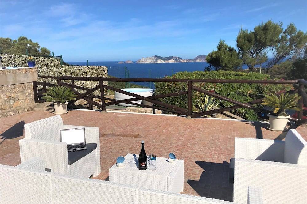 Ferienhaus / Villa - Ponza in Ponza, Latium