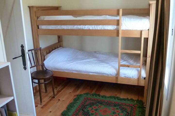 Location de vacances pour 17 personnes, avec jardin à Plourin - 3