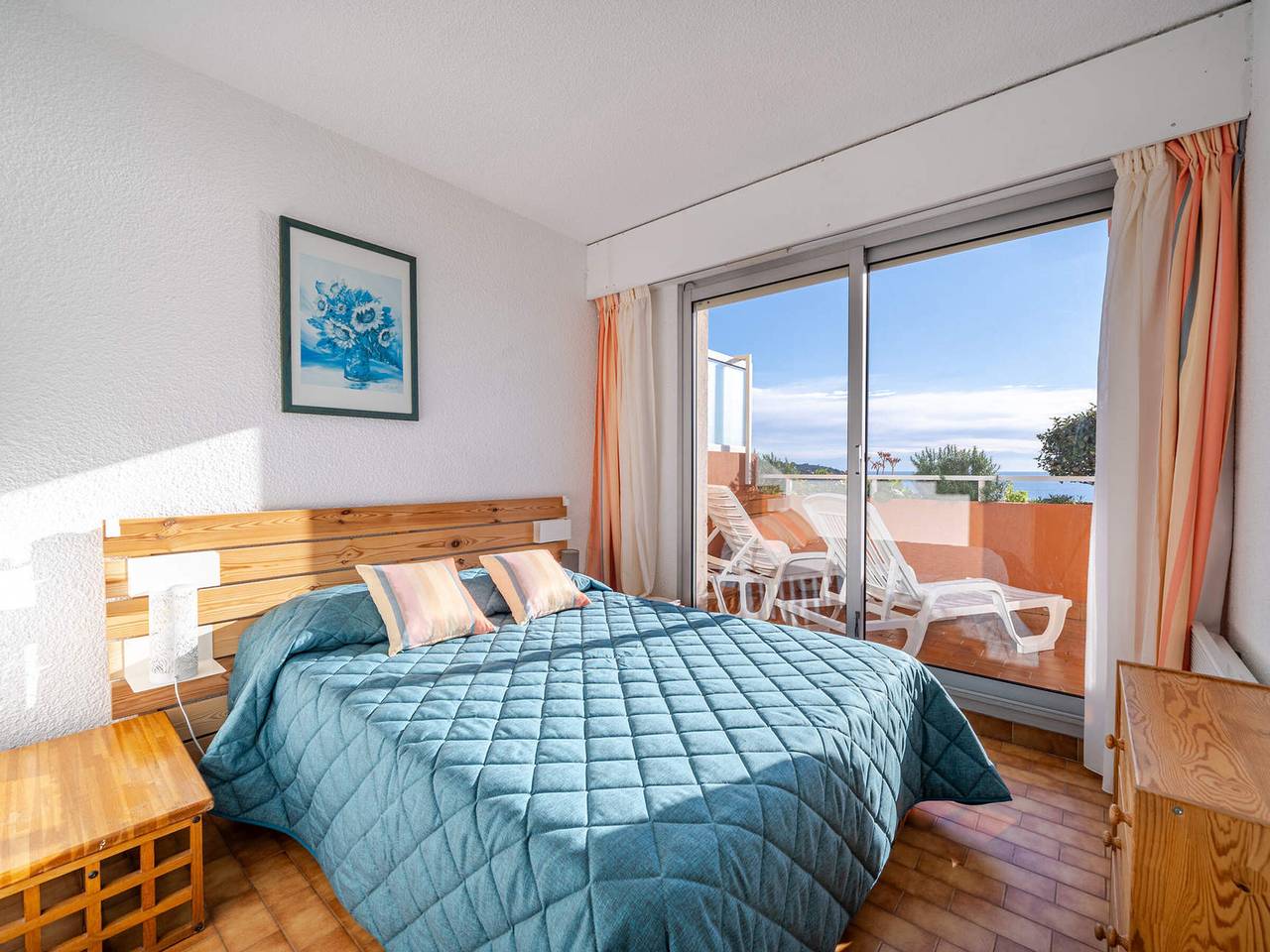 Entire apartment, Apartment 6 people, sea view, Wi-Fi and parking included in Roquebrune-Cap-Martin, Mediterranean Coast (France)