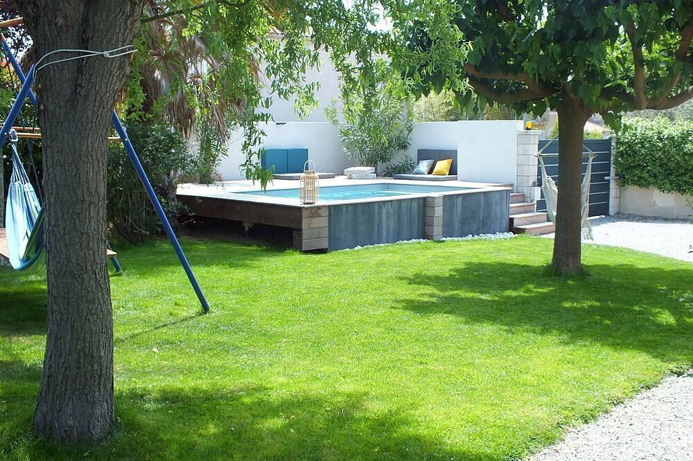 Maison Avec Jardin et Piscine Idéal Pour les Familles in Générac, Region de Nimes