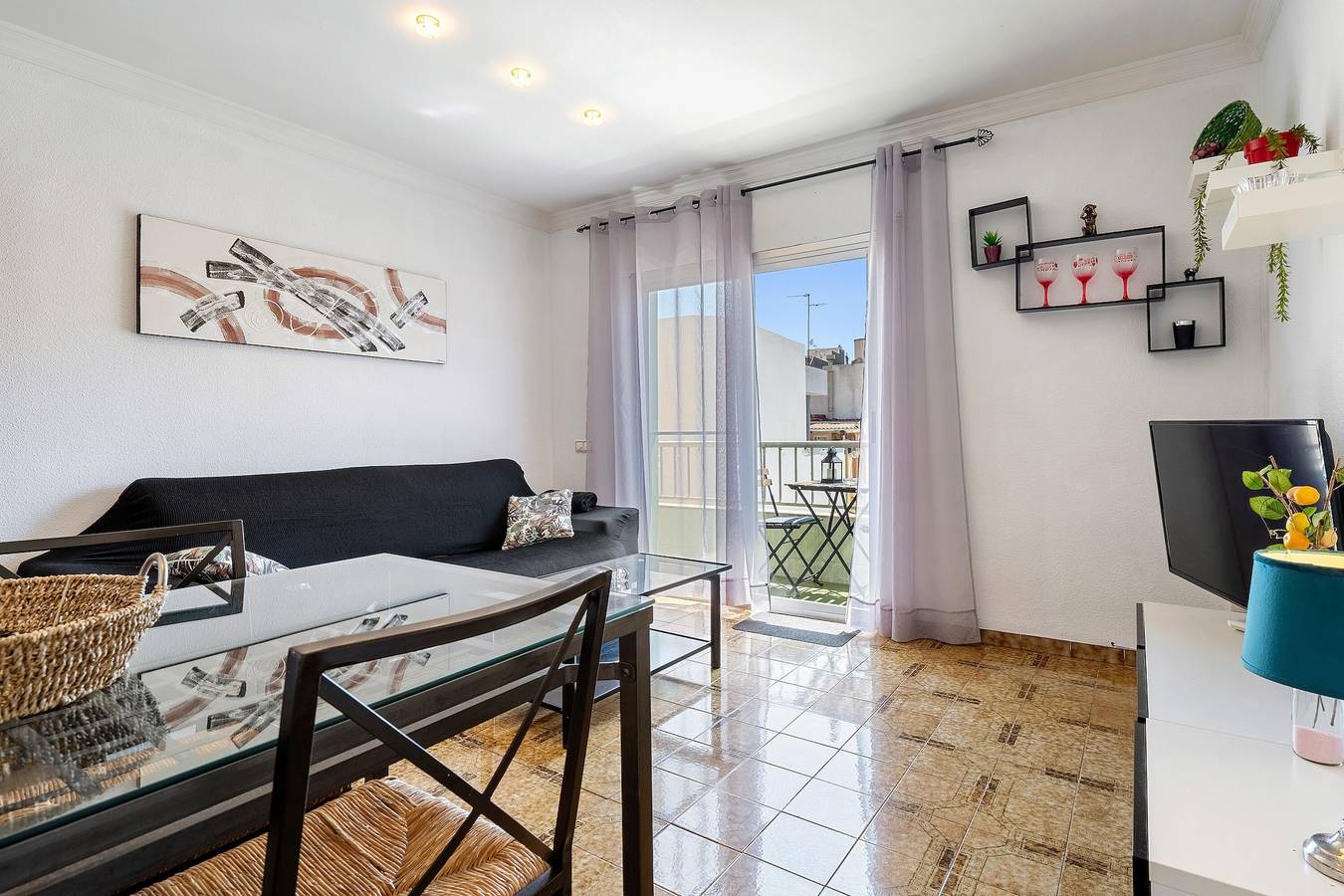 Ganze Wohnung, Ferienwohnung 'Sant Carles' mit Meerblick, Balkon und Wi-Fi in Terres de l'Ebre, Costa Dorada