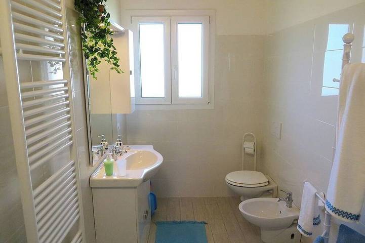 Appartamento intero, Kenya apt.  over Stresa with lake view in Stresa, Comune di Stresa