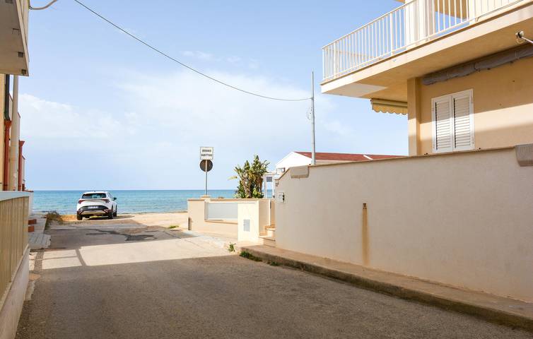 Apartamento vacacional entero, Retiro con Vistas al Mar: A/C, Terraza, Cocina, Aparcamiento in Casuzze, Santa Croce Camerina