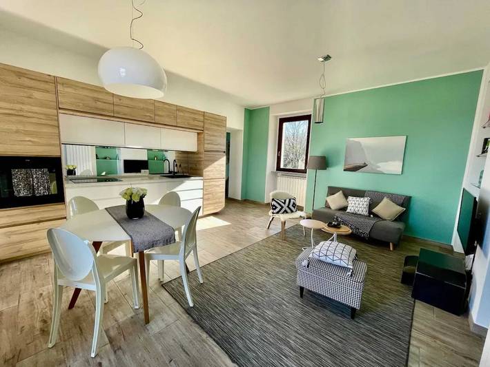 Appartement entier, Appartement avec vue sur le lac à Arona in Arona (Lago Maggiore), Commune de Arona