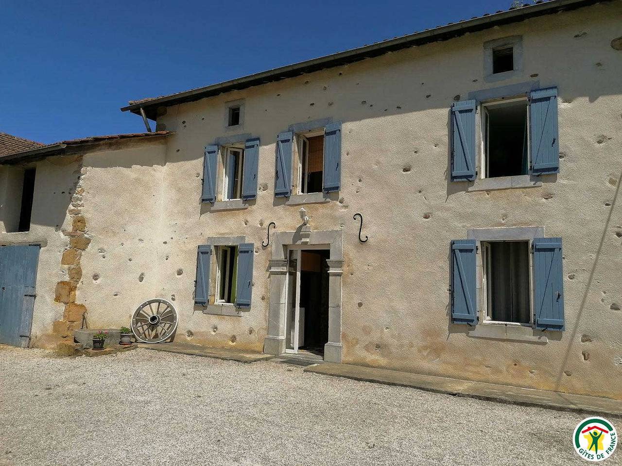 Menoun in Saint-Plancard, Alto Garona