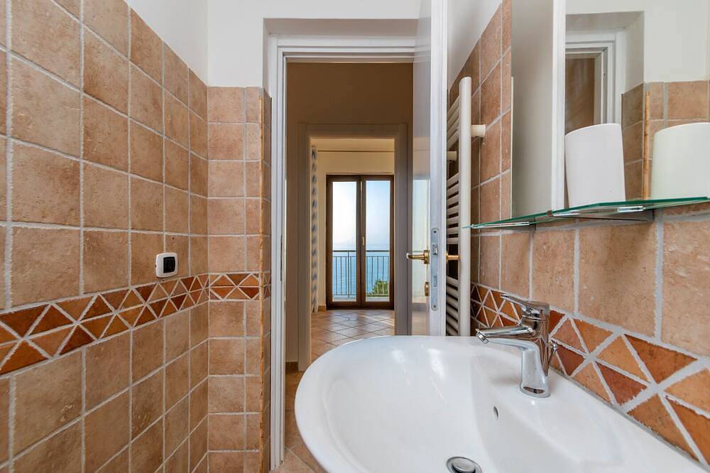 Villa Novanta - 100% Partenopea Erfahrung in Marciano, Neapel Provinz