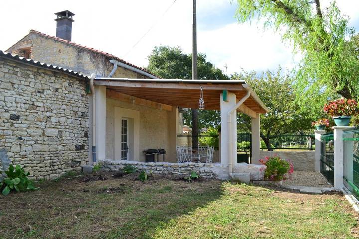 Gîte pour 4 personnes, avec jardin en Charente - 3