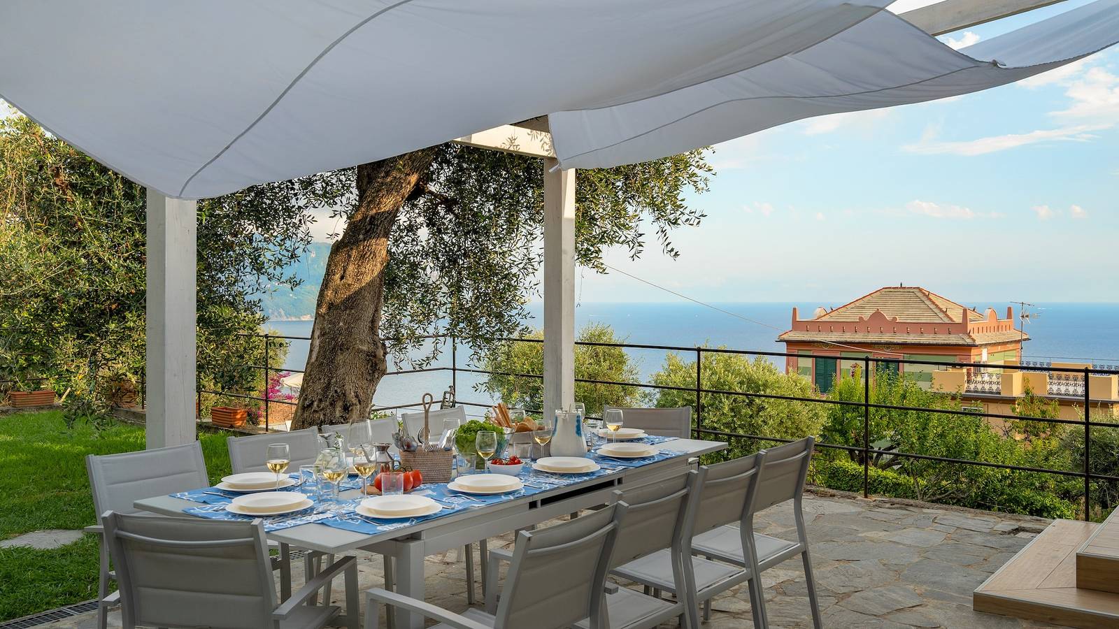 Villa Scirocco 10+2, Emma Villas in Pieve Ligure, Riviera Ligure
