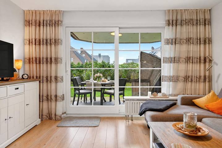 Ferienwohnung für 4 Personen, mit Terrasse und Garten in Wenningstedt