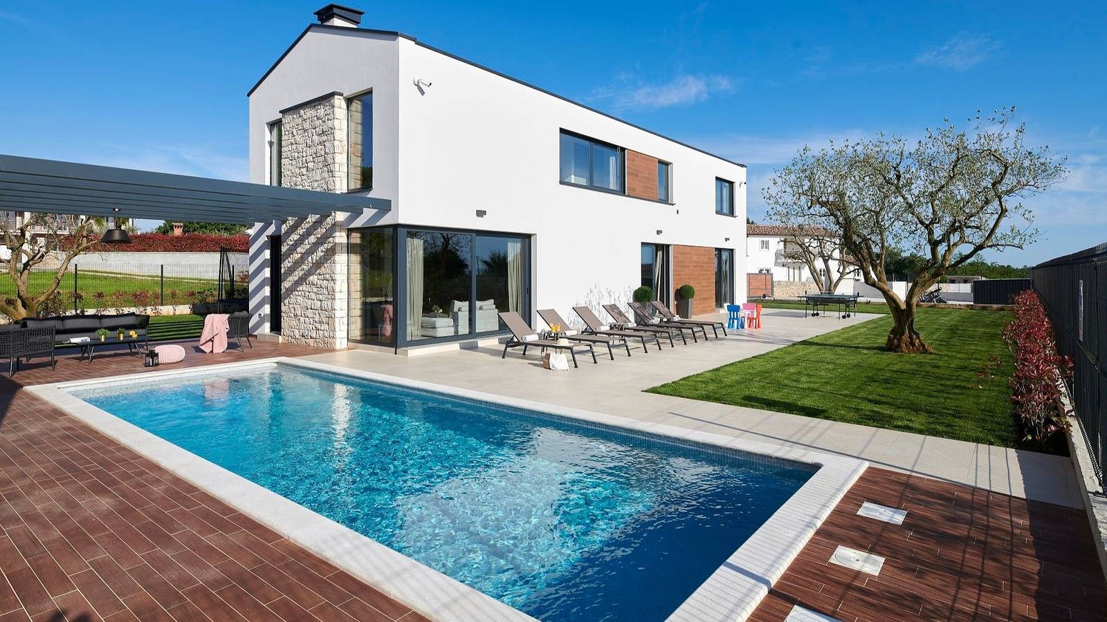 Moderne Villa Ansi mit Pool und Wellness in Anzici, Zentralistrien