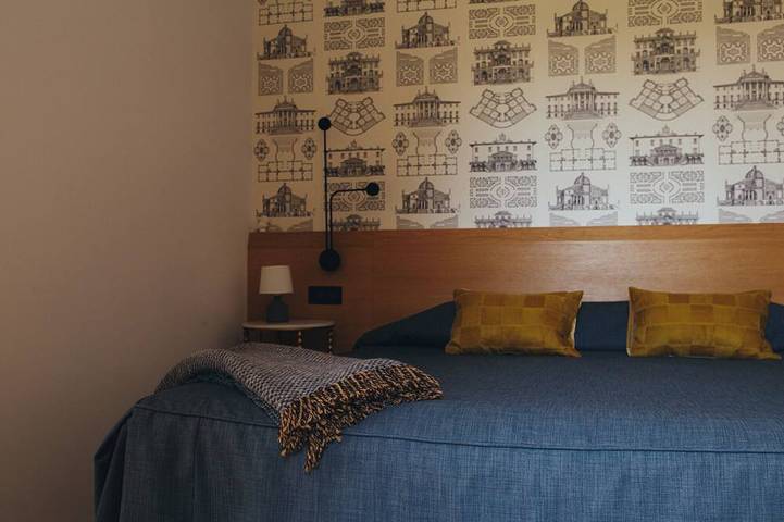 Gîte pour 4 personnes, avec terrasse et jardin ainsi que piscine et jacuzzi à Espère - 2