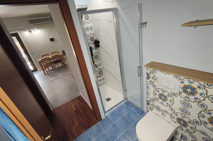 Apartamento entero, Cozy Apartment with Pool & Private Garden near Cagliari in Maddalena Spiaggia, Capoterra