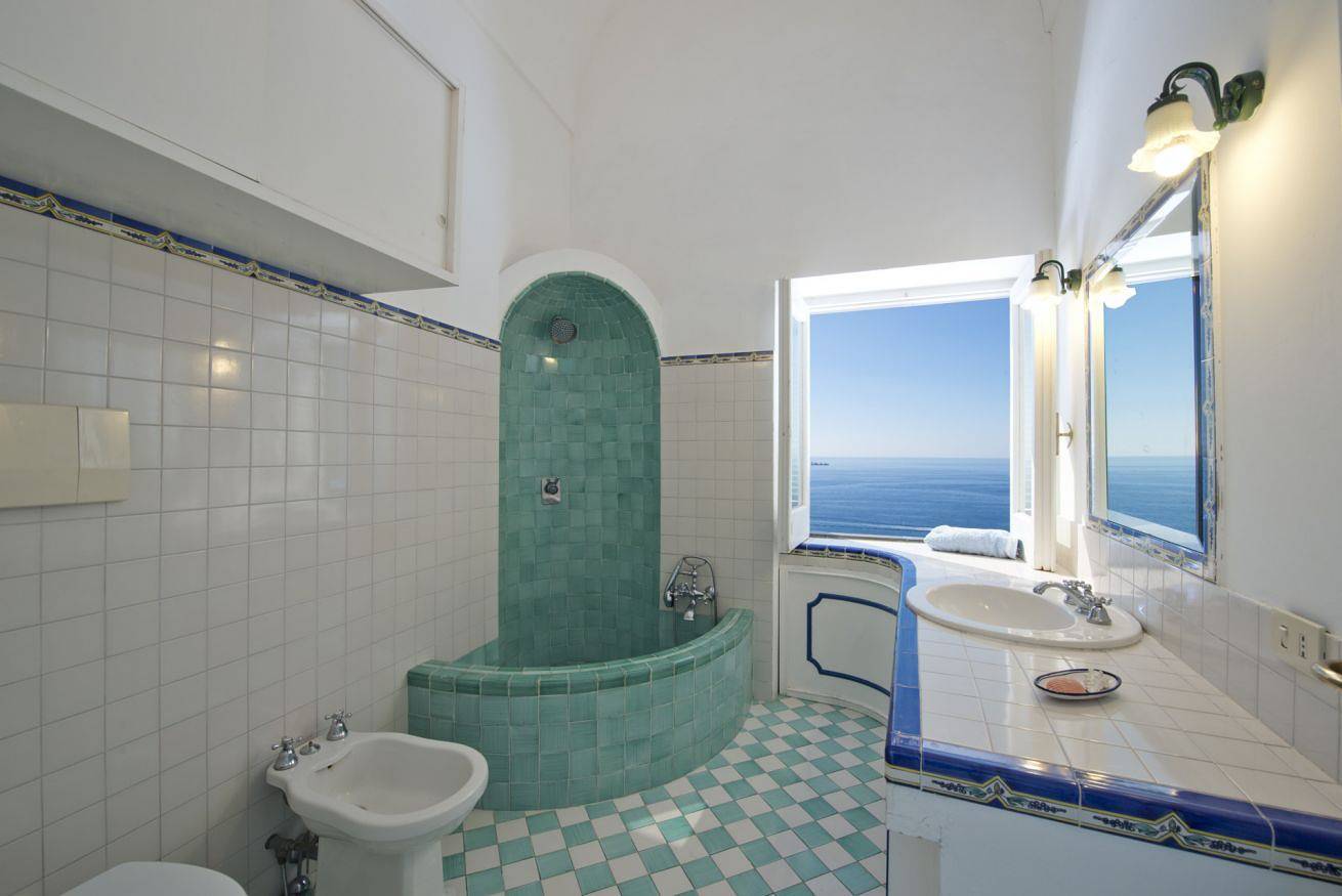 Ganze Wohnung, Ferienwohnung für 4 Personen mit Balkon/Terrasse in Praiano, Amalfiküste